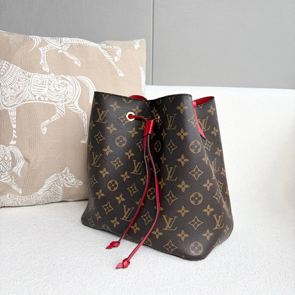 Louis Vuitton Monogram Neonoe MM Coquelicot Bag - Picture 4 of 7